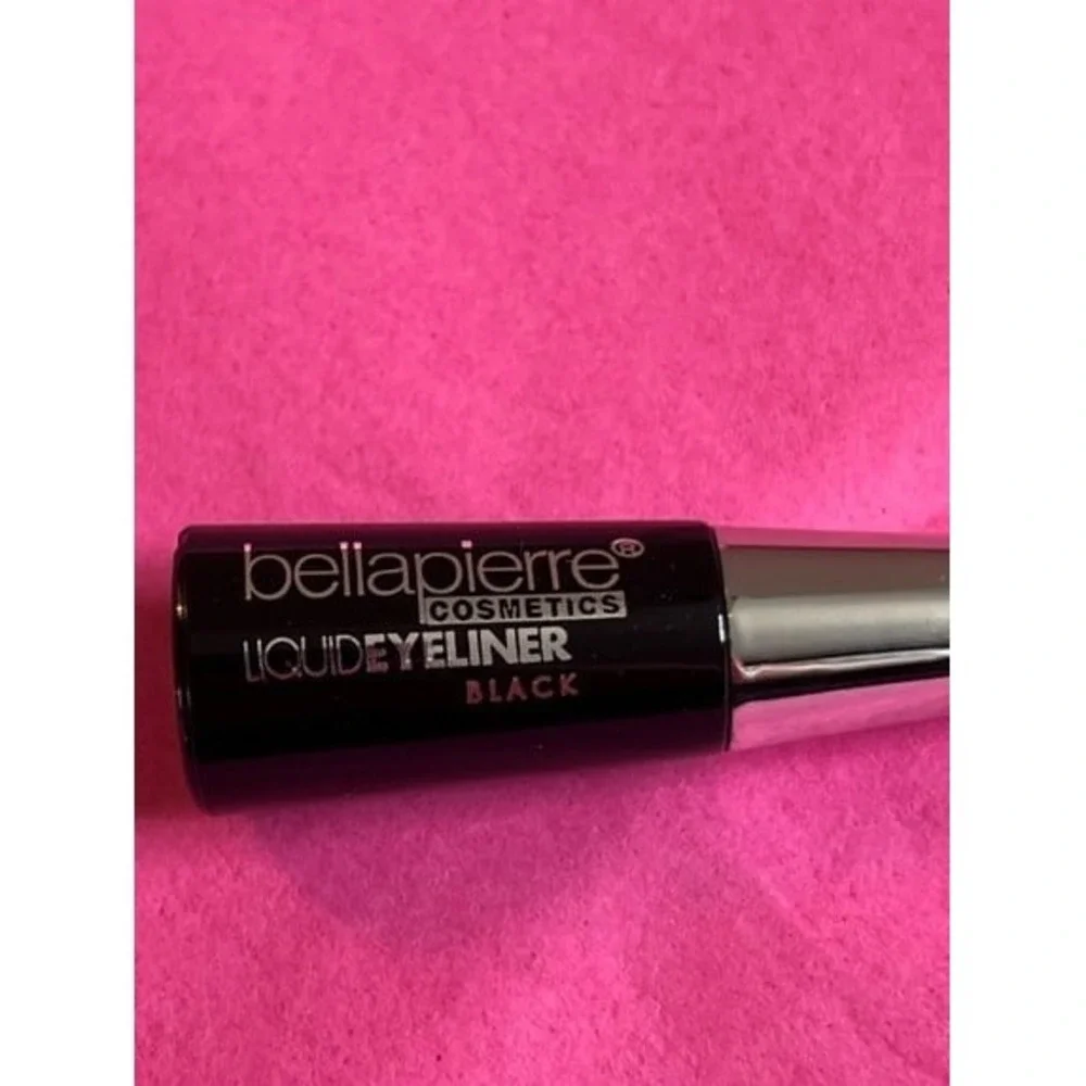 Bellapierre Cosmetics Liquid Eyeliner Black 4ml 0.13 fl oz New in Box